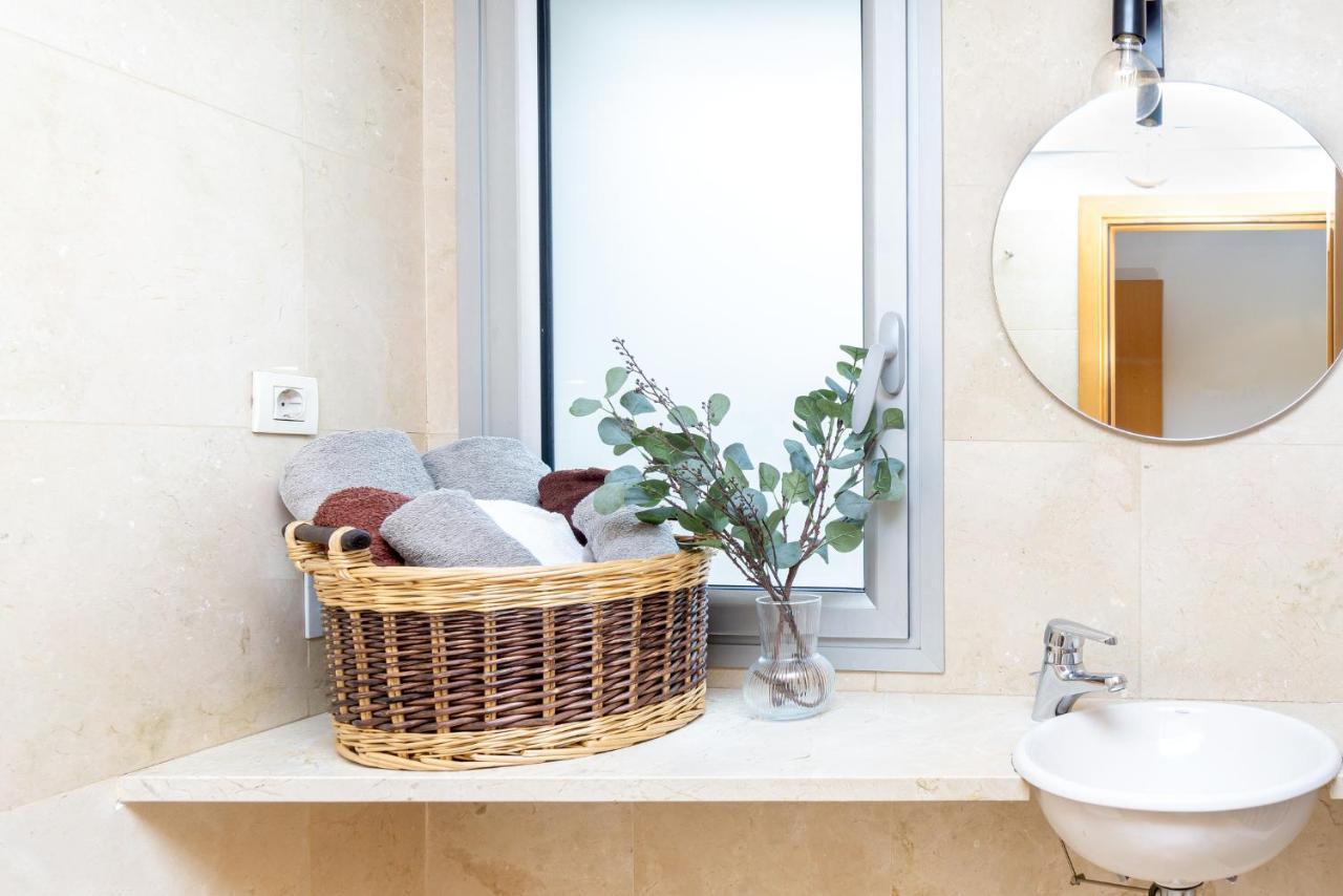 Enjoy Apartments Maria II บาร์เซโลนา ภายนอก รูปภาพ