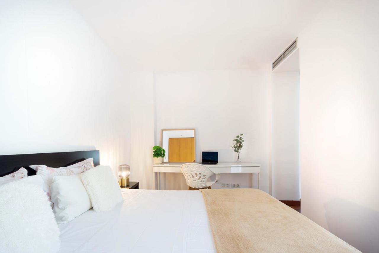Enjoy Apartments Maria II บาร์เซโลนา ภายนอก รูปภาพ